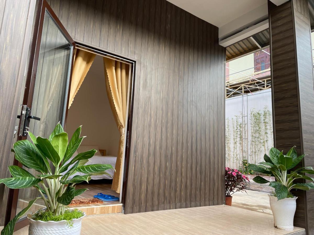 Pleiku Homestay Exteriör bild