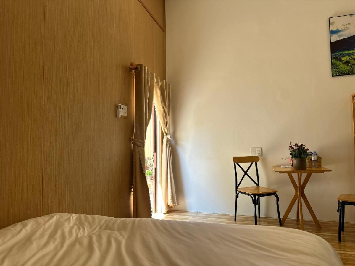 Pleiku Homestay Exteriör bild